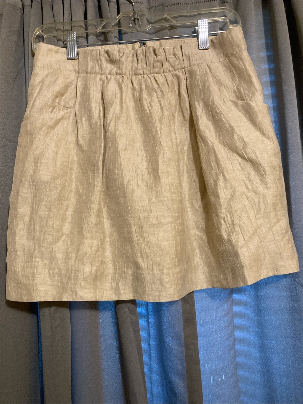 J. Crew Beige Linen-Blend Mini Skirt
SIZE 0
Women’s